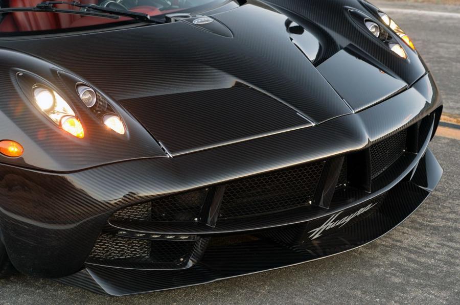 Детали экстерьера Pagani Huayra 2013 года  (NA) (фото 61 из 112)
